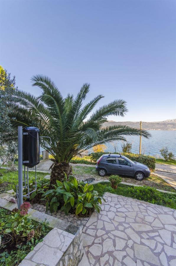 Apartments Dragica Слатине Экстерьер фото