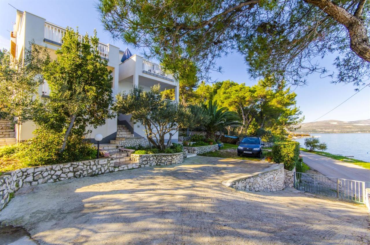Apartments Dragica Слатине Экстерьер фото